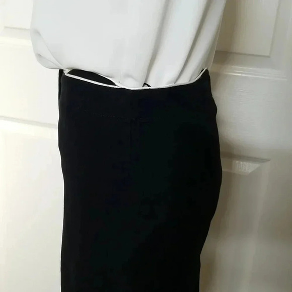 Alexander McQueen Pencil Skirt - Picture 3 of 8